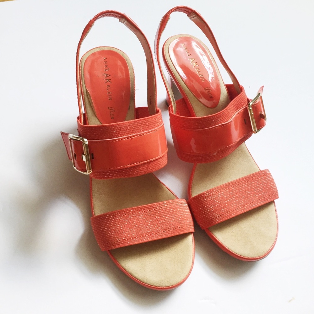 ❣️Sold❣️Anne Ak Klein peach heels